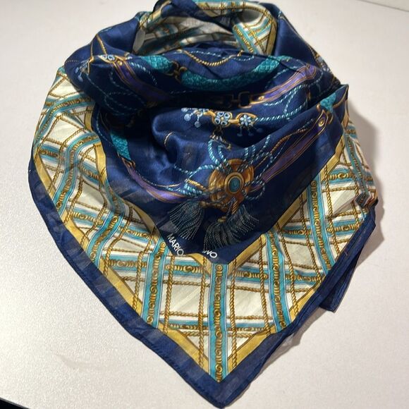 Beautiful cotton neck scarf by Mario Valentino. WA220 - Picture 3 of 3